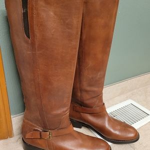 Ladies Italian leather boots